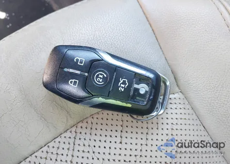 2016 Ford Explorer Limited z USA, uszkodzony, nr VIN 1FM5K7F85GGA10185